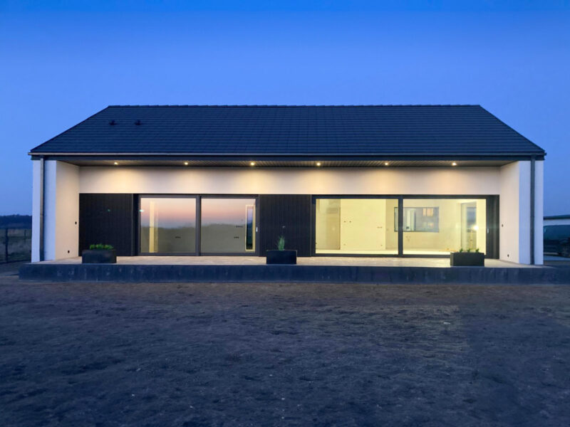 Luksusowy Dom Parterowy w Prestiżowej Lokalizacji - Koszalin Jamno