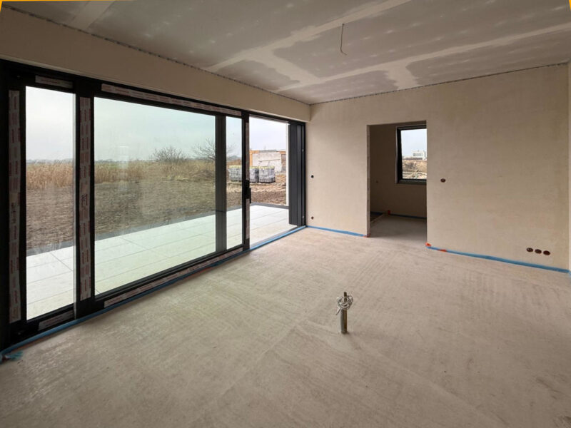 OSTATNI NOWOCZESNY DOM PRZY JEZIORZE – KAMERALNE OSIEDLE 7 DOMÓW – JAMNO, KOSZALIN